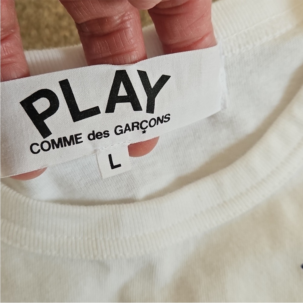 Comme des Garçons PLAY Tshirt - Picture 4 of 8